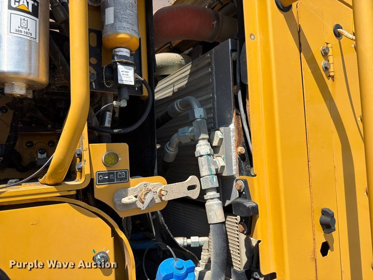 image for item FK4552 2019 Caterpillar 140AWD motor grader