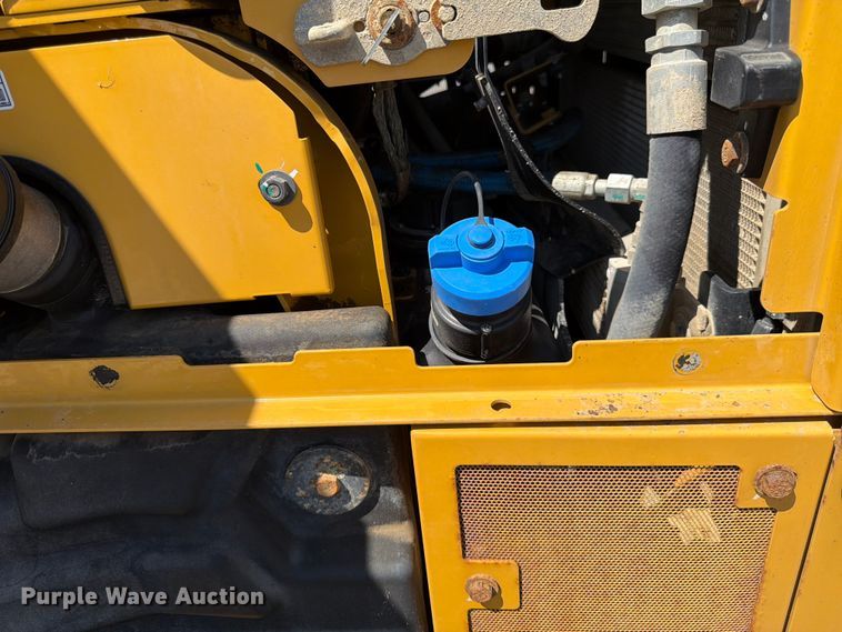 image for item FK4552 2019 Caterpillar 140AWD motor grader