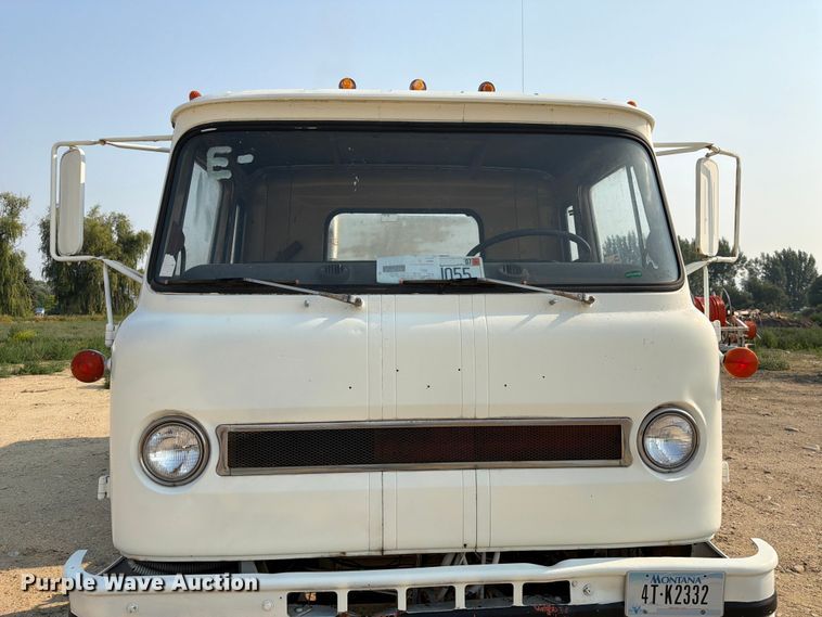 image for item FK4554 1971 International CO F1950 A tank truck
