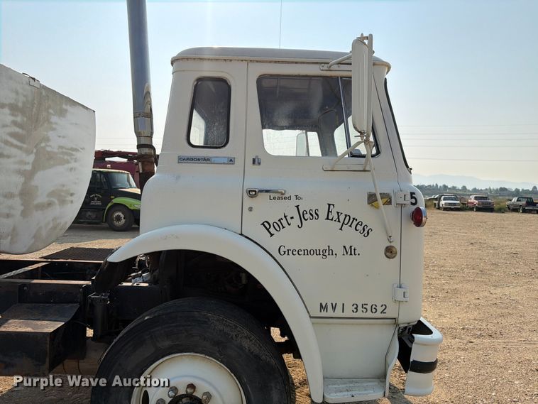 image for item FK4554 1971 International CO F1950 A tank truck