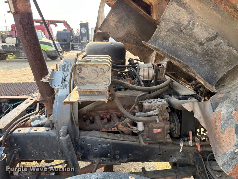 image for item FK4554 1971 International CO F1950 A tank truck