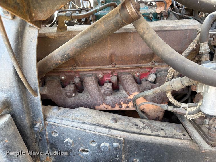 image for item FK4554 1971 International CO F1950 A tank truck