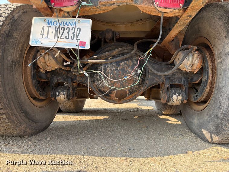 image for item FK4554 1971 International CO F1950 A tank truck