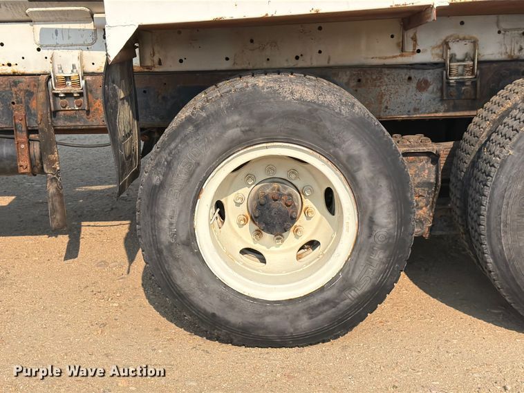 image for item FK4554 1971 International CO F1950 A tank truck