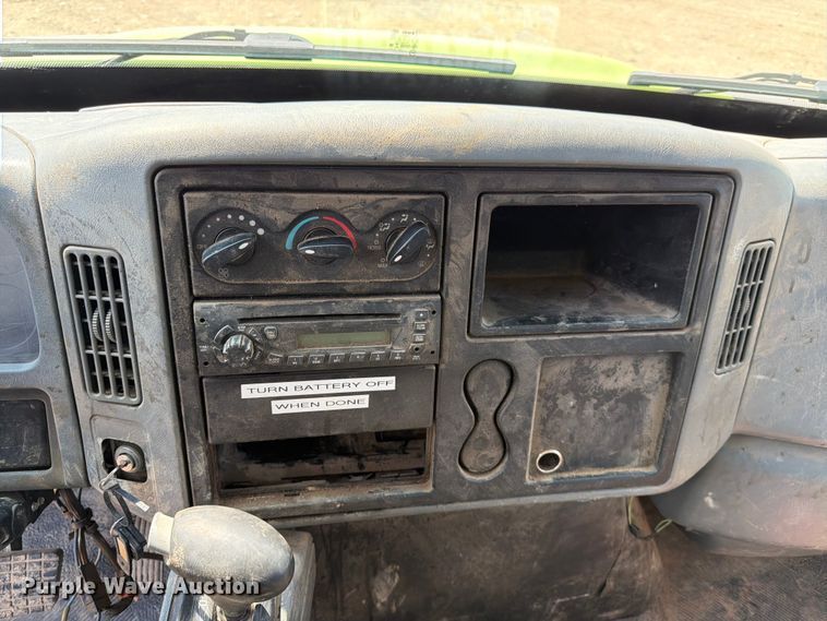 image for item FK4555 2007 International 4300 vacuum truck