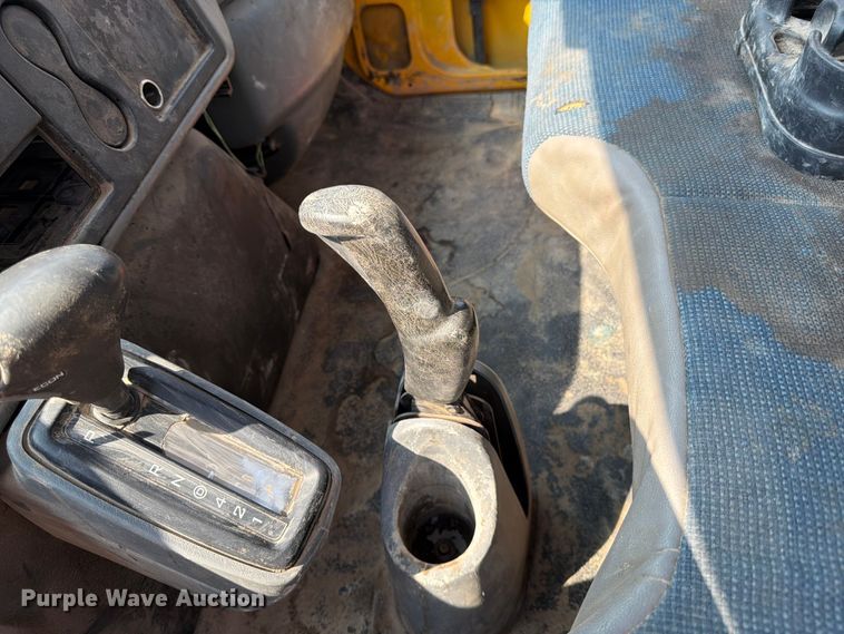 image for item FK4555 2007 International 4300 vacuum truck