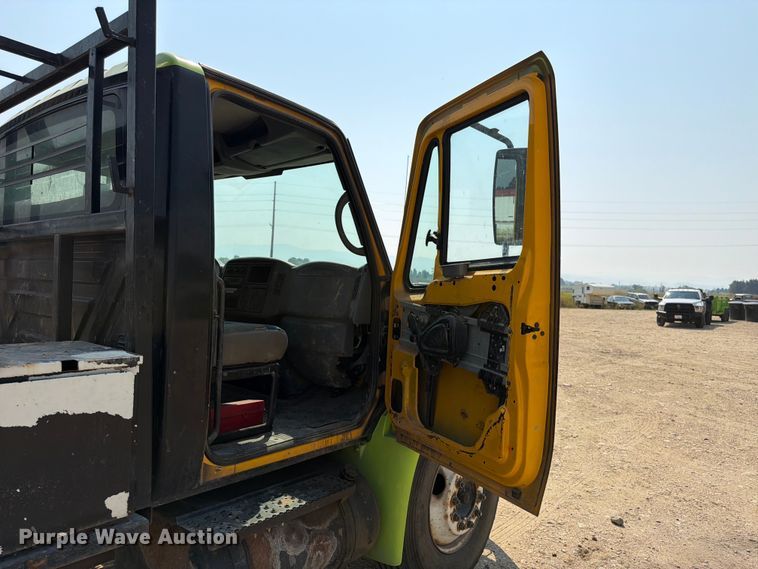 image for item FK4555 2007 International 4300 vacuum truck