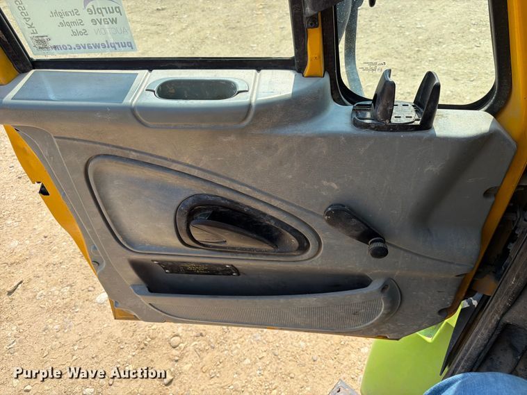 image for item FK4555 2007 International 4300 vacuum truck