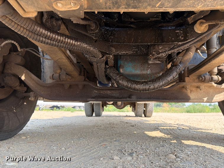 image for item FK4555 2007 International 4300 vacuum truck
