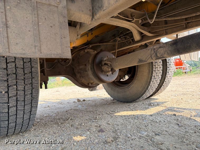 image for item FK4555 2007 International 4300 vacuum truck