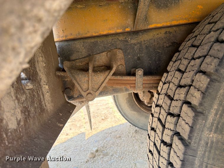 image for item FK4555 2007 International 4300 vacuum truck