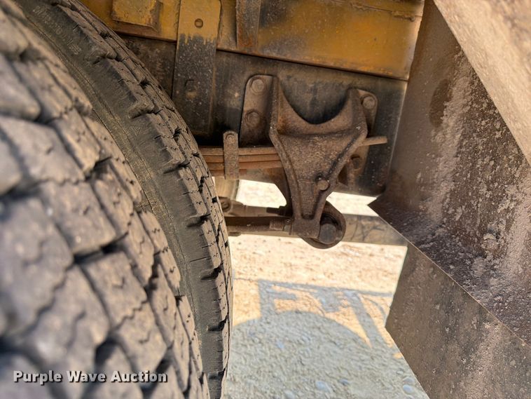 image for item FK4555 2007 International 4300 vacuum truck