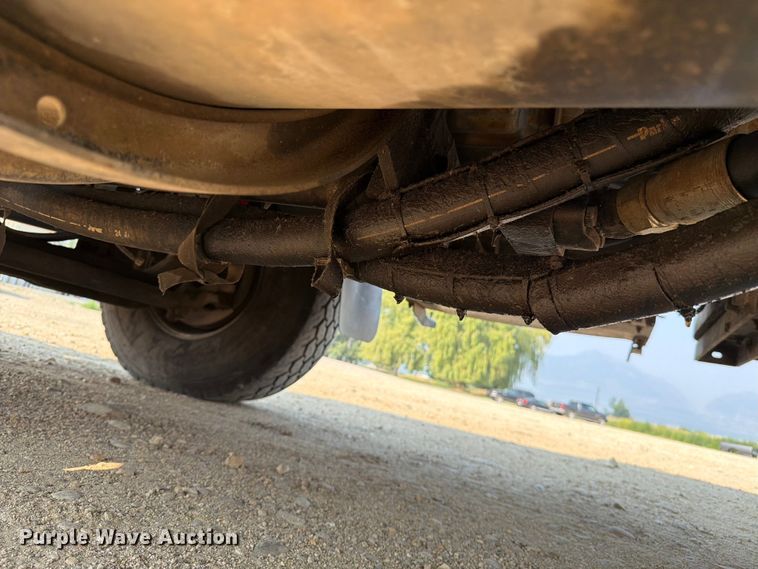 image for item FK4556 1999 Volvo WG vacuum truck