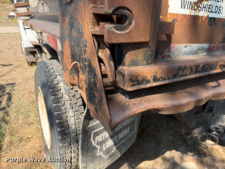 image for item FK4557 2000 Ford F750 Super Duty dump truck