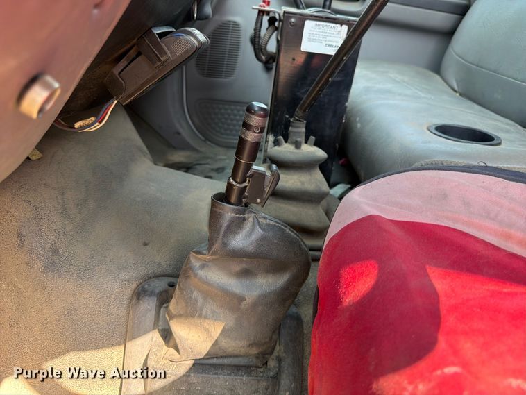 image for item FK4557 2000 Ford F750 Super Duty dump truck