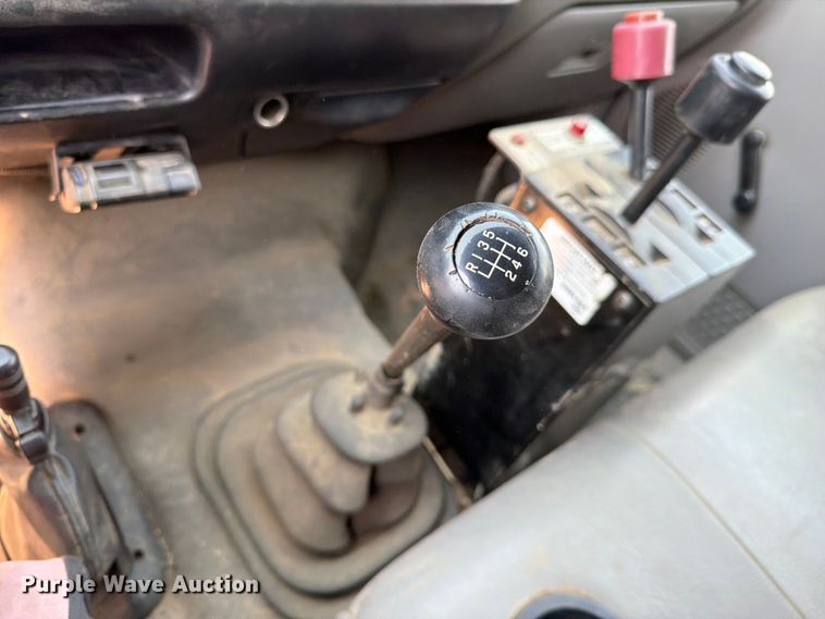 image for item FK4557 2000 Ford F750 Super Duty dump truck