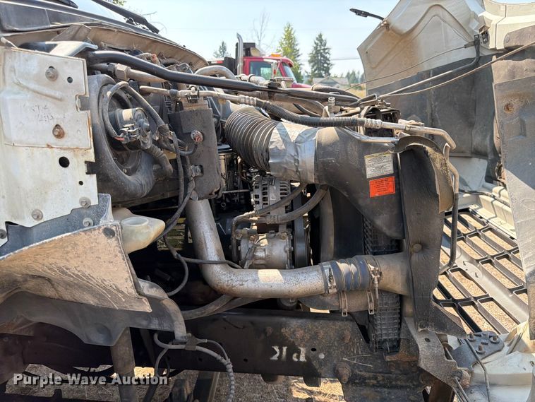 image for item FK4557 2000 Ford F750 Super Duty dump truck