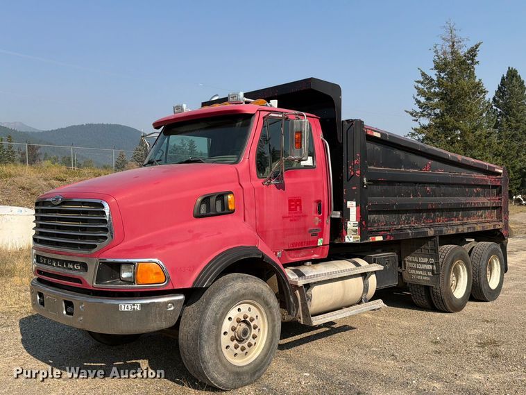 2007 Sterling L8500 dump truck