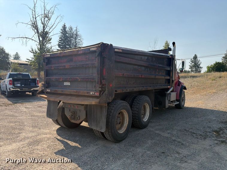 image for item FK4560 2007 Sterling L8500 dump truck