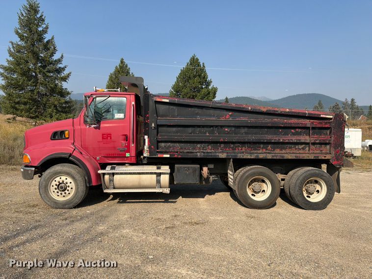 image for item FK4560 2007 Sterling L8500 dump truck