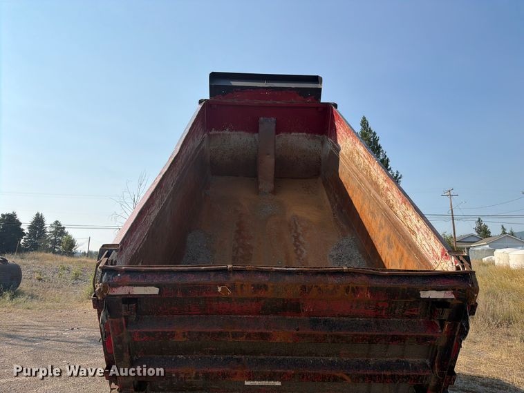 image for item FK4560 2007 Sterling L8500 dump truck