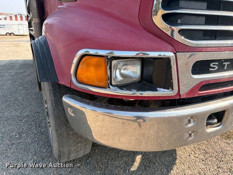 image for item FK4560 2007 Sterling L8500 dump truck