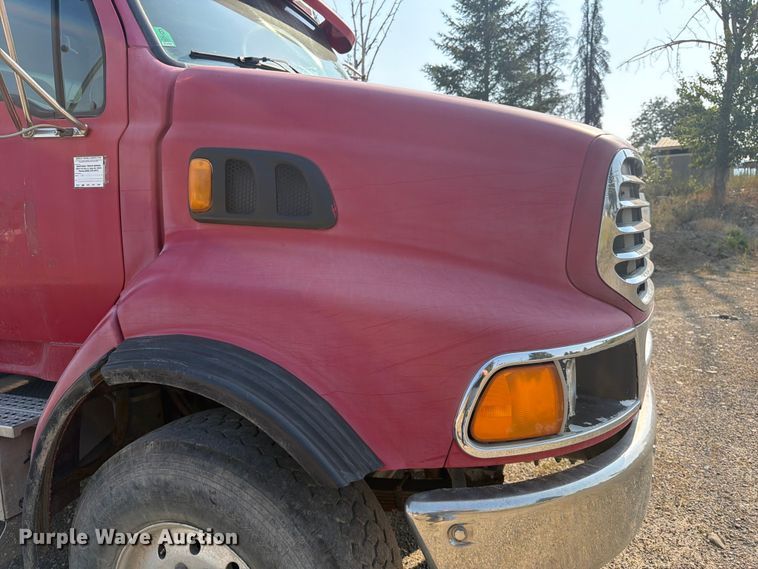 image for item FK4560 2007 Sterling L8500 dump truck