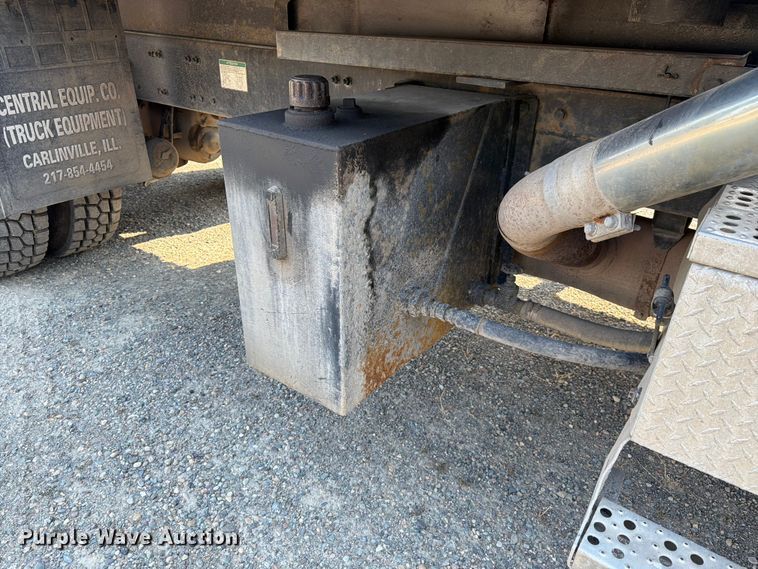 image for item FK4560 2007 Sterling L8500 dump truck