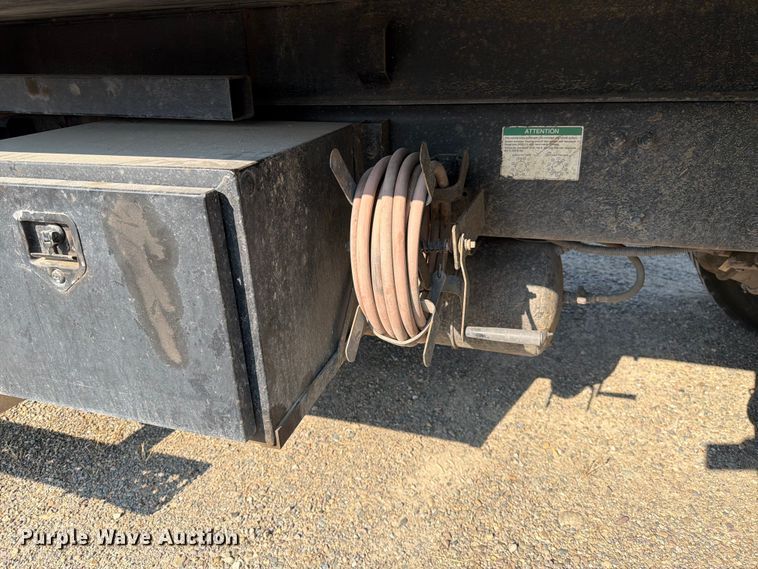 image for item FK4560 2007 Sterling L8500 dump truck