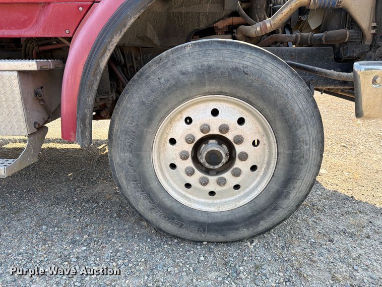 image for item FK4560 2007 Sterling L8500 dump truck
