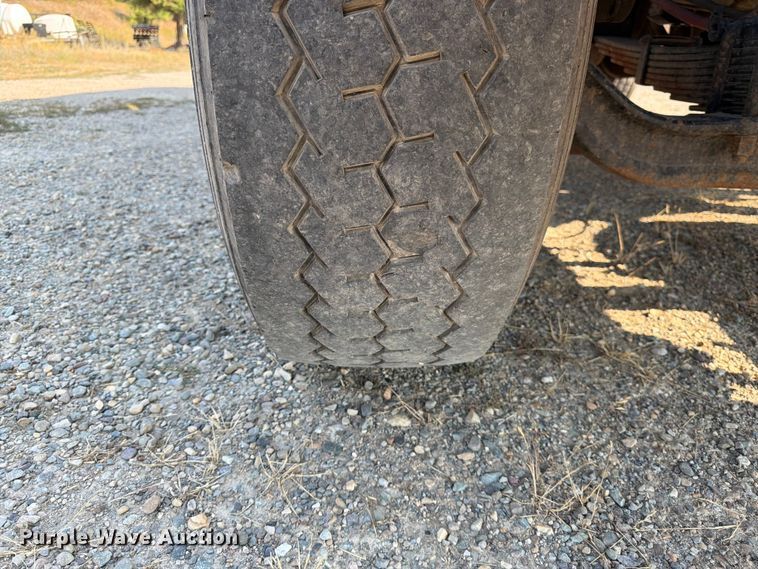 image for item FK4560 2007 Sterling L8500 dump truck