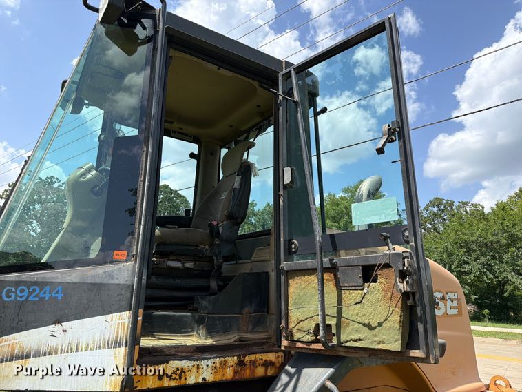 image for item FK5006 2006 Case 521D wheel loader