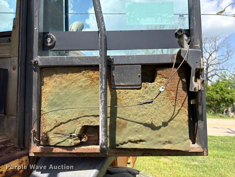 image for item FK5006 2006 Case 521D wheel loader