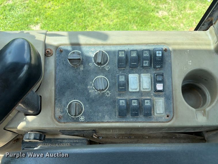 image for item FK5006 2006 Case 521D wheel loader