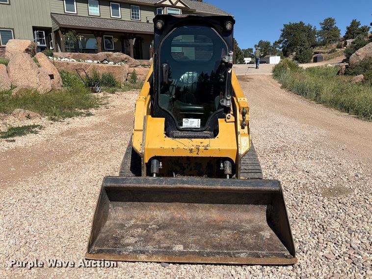 image for item FM7598 2015 Caterpillar 257D tracked skid steer loader