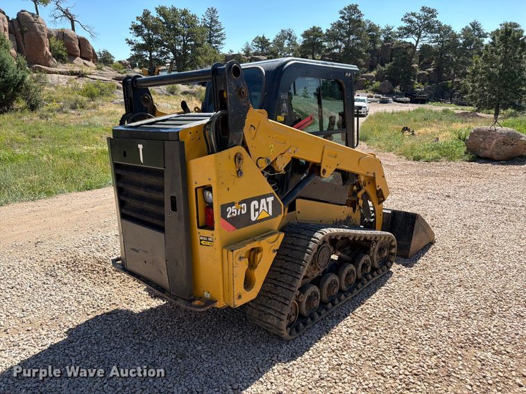 image for item FM7598 2015 Caterpillar 257D tracked skid steer loader