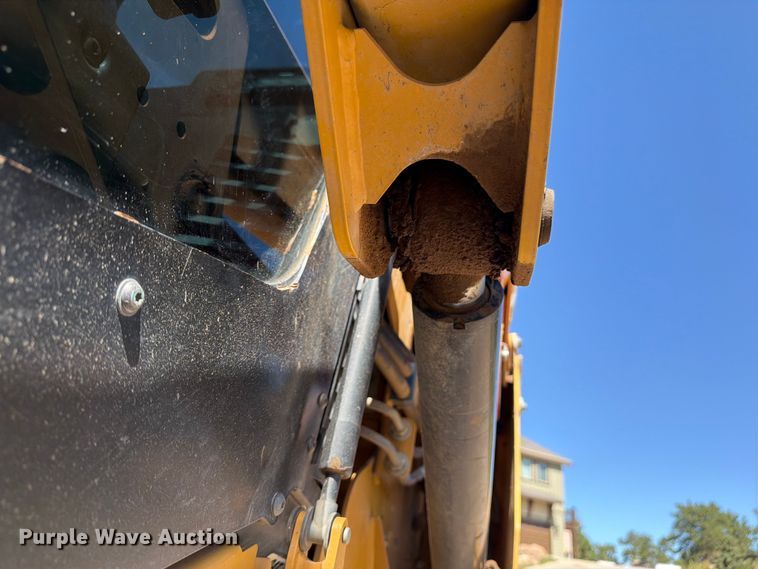 image for item FM7598 2015 Caterpillar 257D tracked skid steer loader