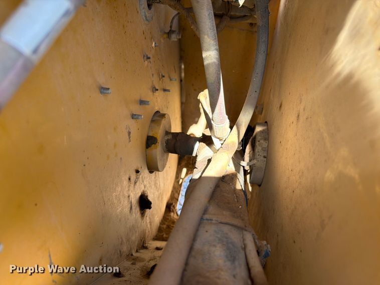 image for item FM7598 2015 Caterpillar 257D tracked skid steer loader