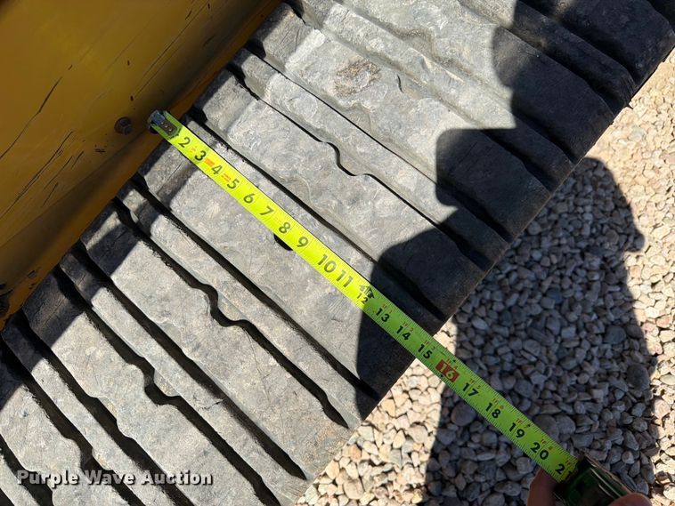 image for item FM7598 2015 Caterpillar 257D tracked skid steer loader