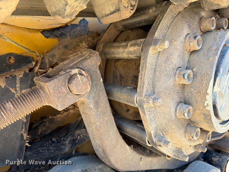 image for item FM7598 2015 Caterpillar 257D tracked skid steer loader