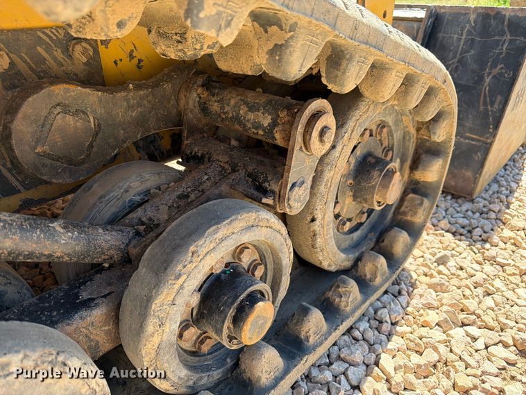 image for item FM7598 2015 Caterpillar 257D tracked skid steer loader