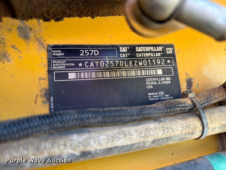 image for item FM7598 2015 Caterpillar 257D tracked skid steer loader