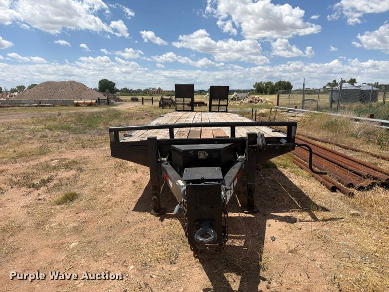 image for item FM7601 1989 TEMC equipment trailer