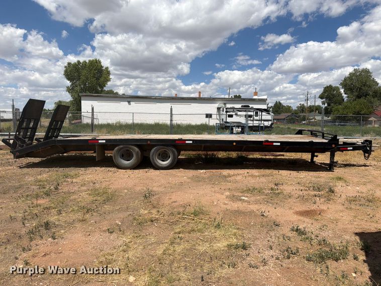 image for item FM7601 1989 TEMC equipment trailer