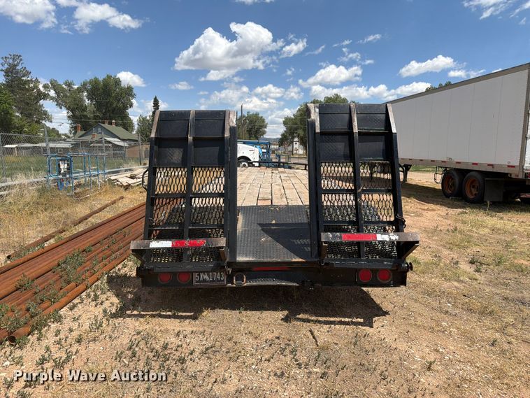 image for item FM7601 1989 TEMC equipment trailer
