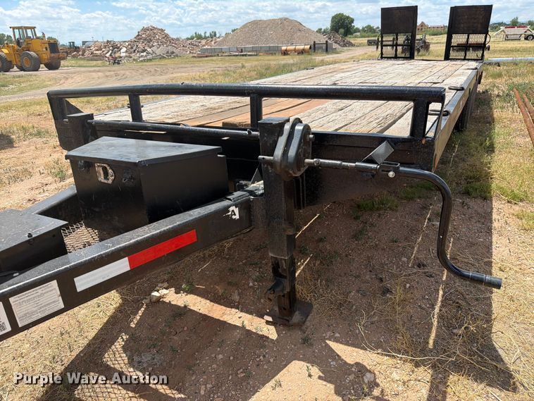 image for item FM7601 1989 TEMC equipment trailer