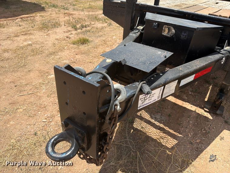 image for item FM7601 1989 TEMC equipment trailer