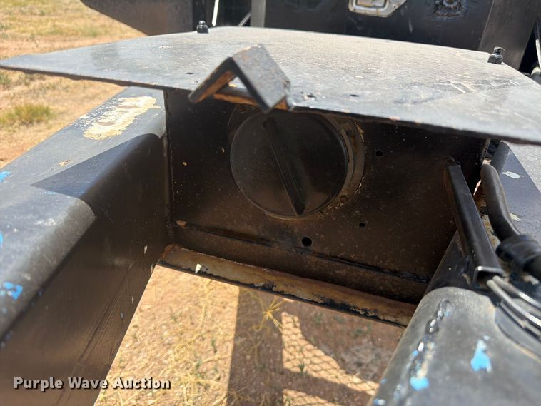 image for item FM7601 1989 TEMC equipment trailer