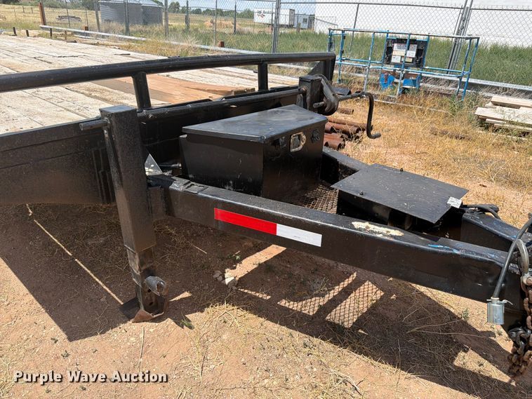 image for item FM7601 1989 TEMC equipment trailer