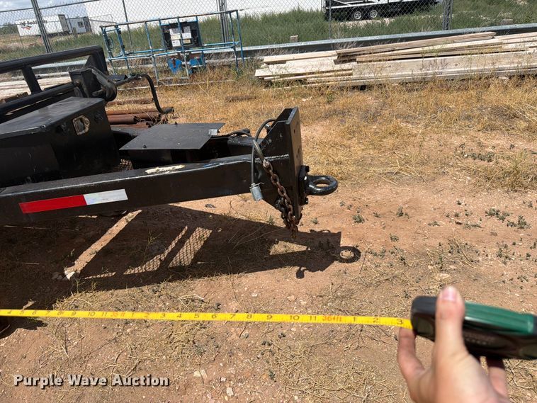 image for item FM7601 1989 TEMC equipment trailer